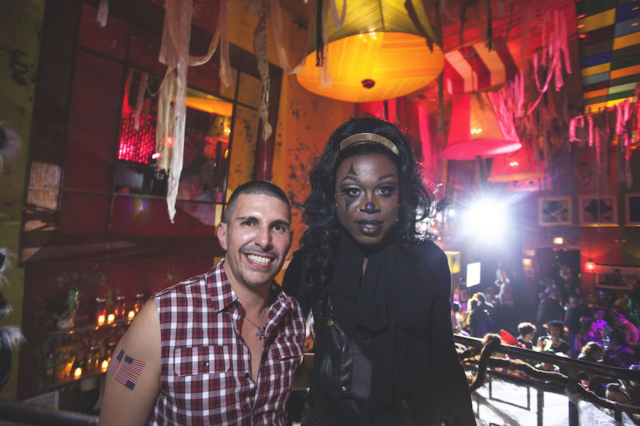 howard-browns-costume-halloween-gala-big-orange-ball_058