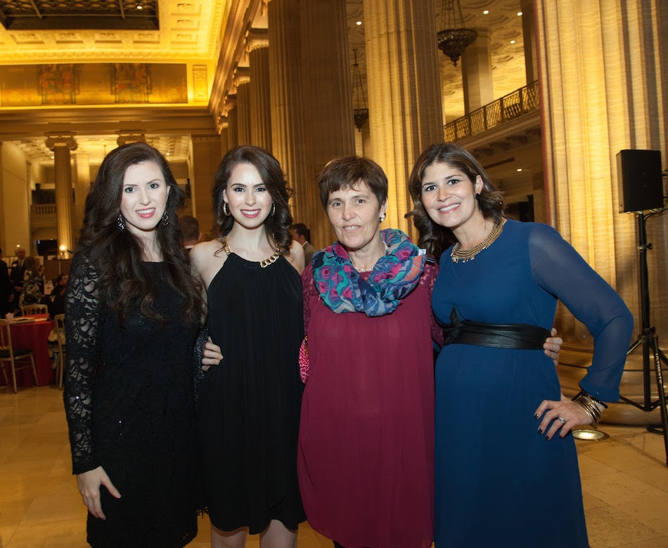 siobhan-mcdermott-theresa-mcdermott-amy-walsh-katie-walsh_mypc-red-heart-bash