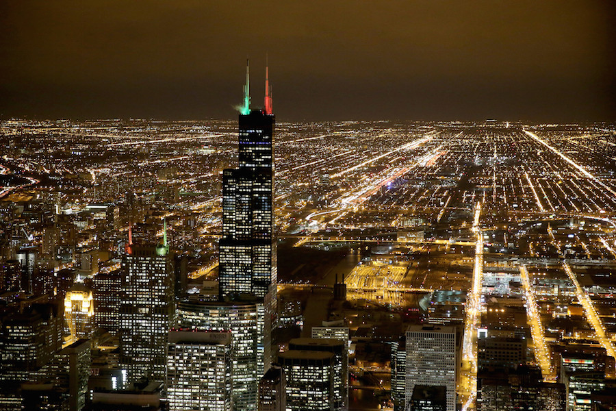 chicago helicopter skyline