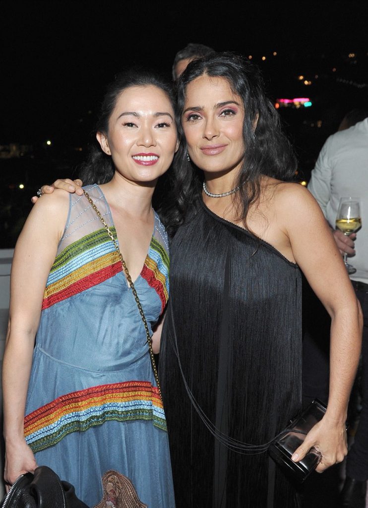 salma hayek_w magazine golden globes pre party 2018