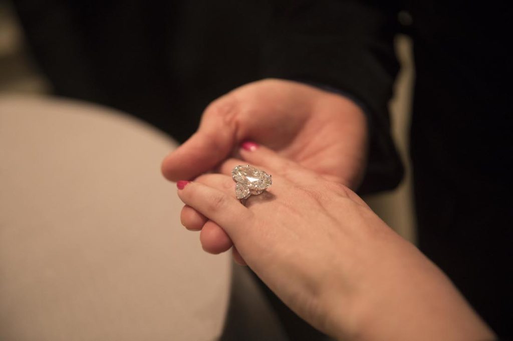 Graff 22.52 Carat oval-cut diamond ring with heart-shape shoulders; Diamonds 26.53cts