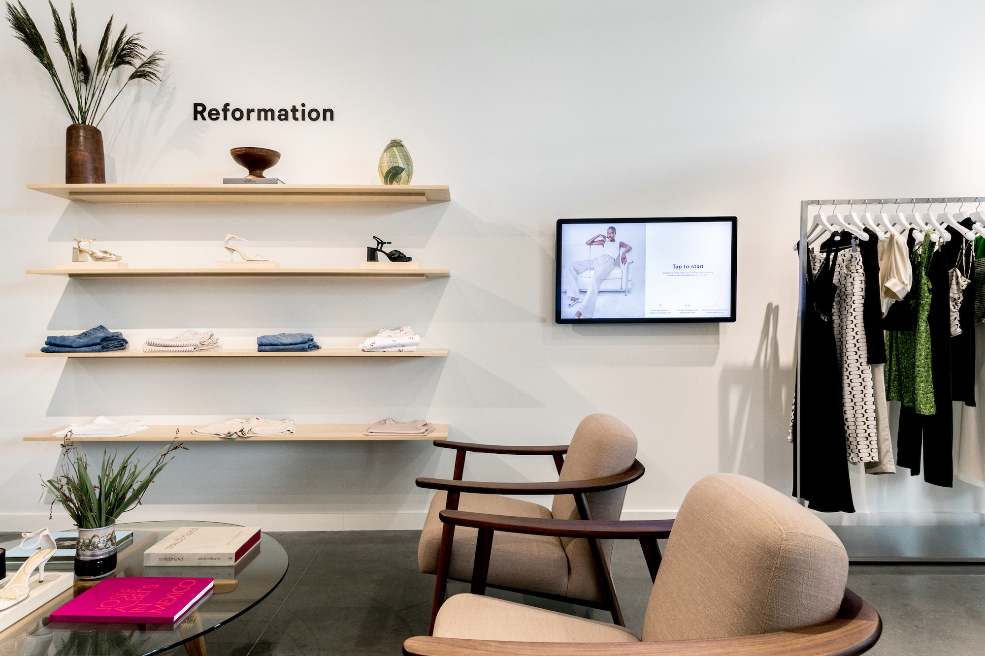 Image of News announcing Eco-Friendly Celeb Favorite fashion brand Reformation Opens Second Chicago Area Store at Oakbrook
